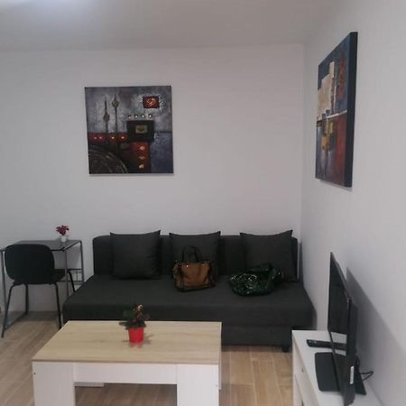 Apartamento B-2 Madrid Buitenkant foto